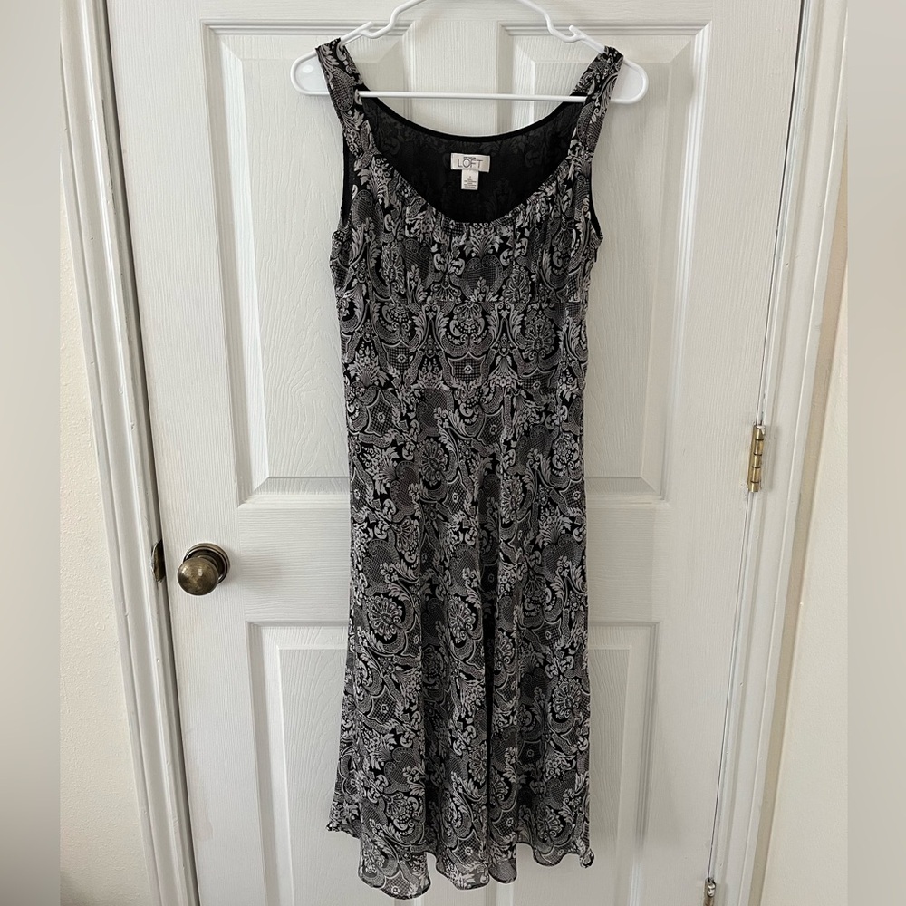 Ann Taylor LOFT Black and White Pattern Maxi Dress
